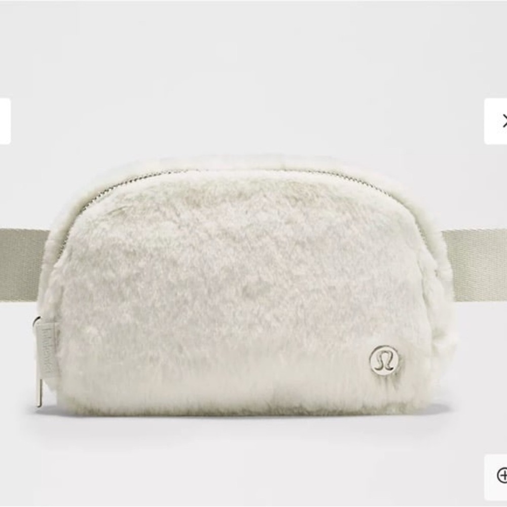 Lululemon Athletica Plush Fleece Crossbody Bag
